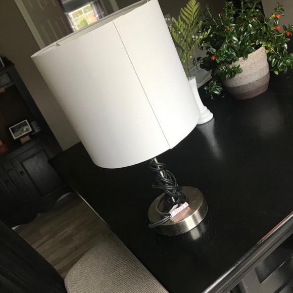 Lamp - Picture 2 of 2